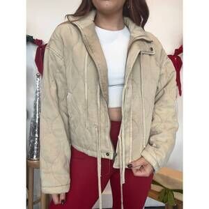 NEW EDGEMINE quilted front tie puffer jacket in beige
